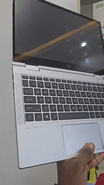 Laptop — BEI ni nafuu sana